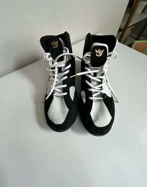 RUDIS JB1 'All I See Is Gold' Jordan Burroughs Wrestling Shoes, Black/White 9.5